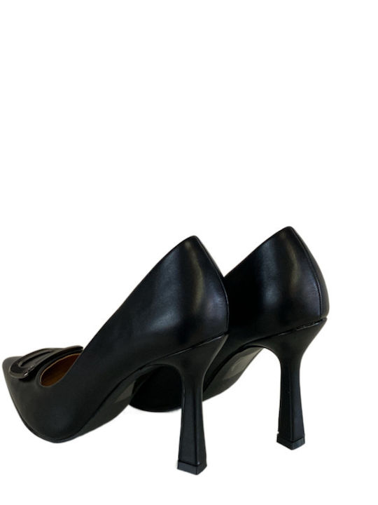 Famous Shoes