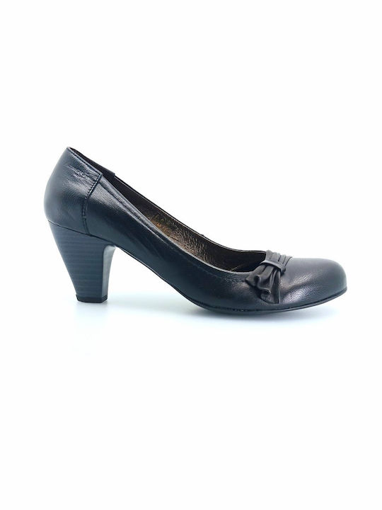 Boxer Leather Black Medium Heels