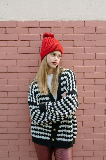 Pom Pom Beanie Unisex Beanie Gestrickt in Rot Farbe