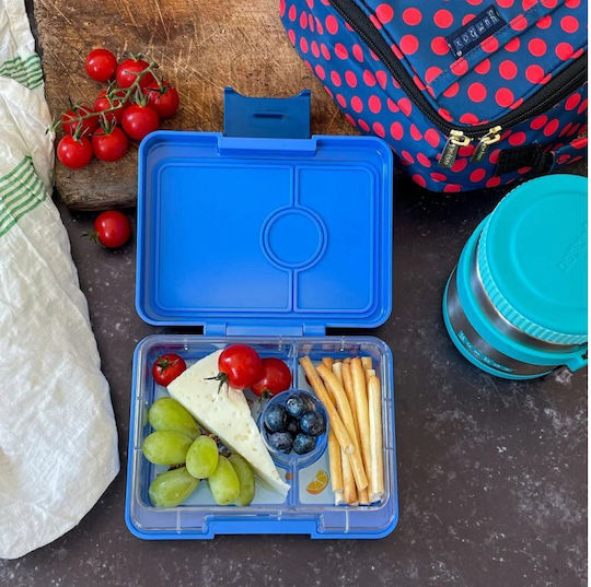 Yumbox Πλαστικό Παιδικό Δοχείο Φαγητού Δεινόσαυροι Μπλε 17 x 13 x 5εκ.