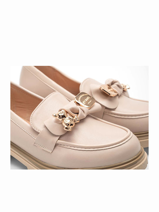 Women's Moccasins in Beige Color