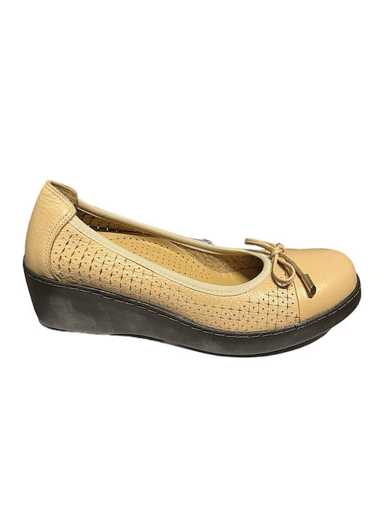 Danalyda Damen Ballerinas in Beige Farbe