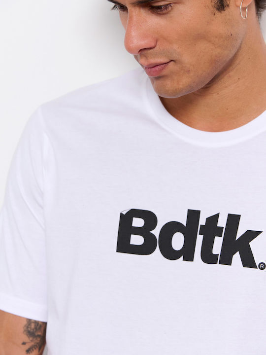 T-shirt White