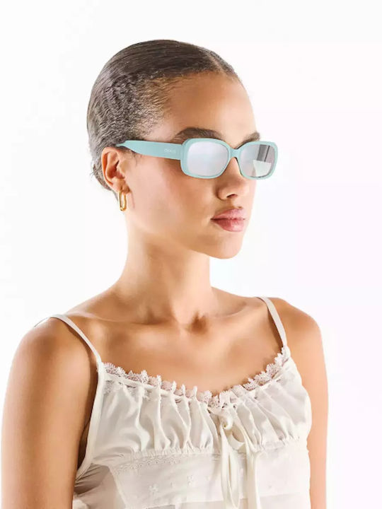 Okkia Chiara Capri Women's Sunglasses with Blue Horn-Rimmed Frame and Blue Lenses OK028CA