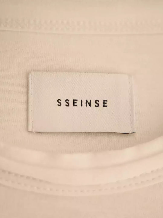 T-shirt White