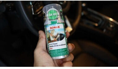 Sonax Σπρέι Καθαρισμού για Ταμπλό Αυτοκινήτου με Άρωμα Λεμόνι 100ml