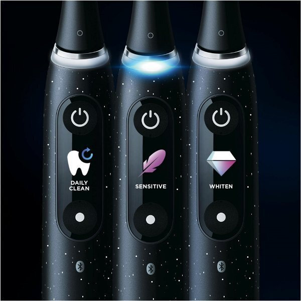 Oral-B iO Series 10 Ηλεκτρική Οδοντόβουρτσα με Αισθητήρα Πίεσης και Θήκη Ταξιδίου Μαύρη (4210201434672)