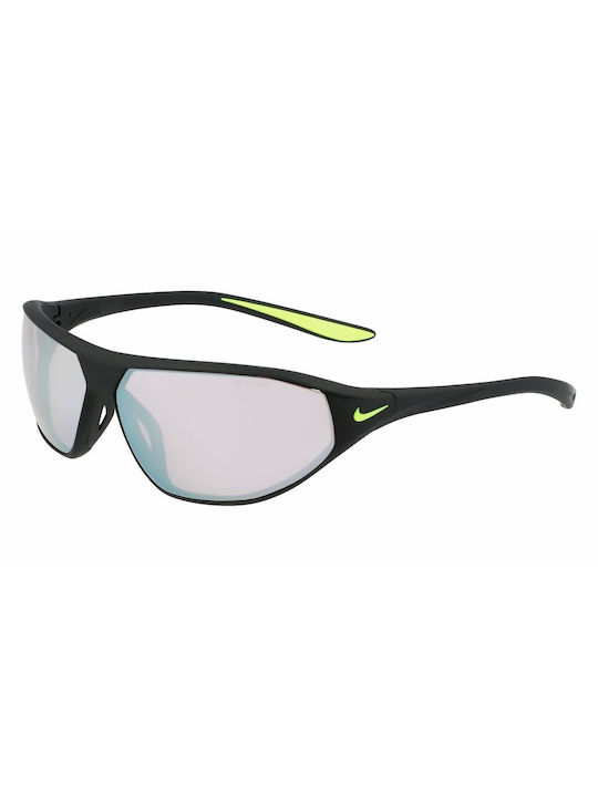 Nike Men's Sunglasses with Black Plastic Frame and Silver Mirror Lens DQ0992-012