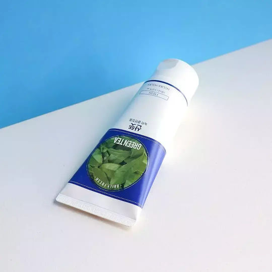 Holika Holika Green Tea Spumă Față pentru Ten Acneic 150ml