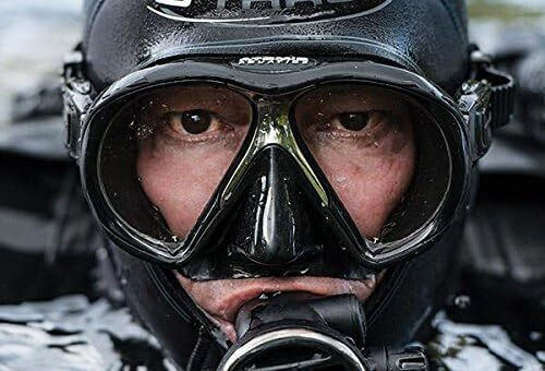 Atomic Aquatics Taucherbrille aus Silikon Schwarz