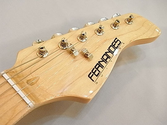 Fernandes LE 1 Chitară Electrică Stratocaster cu SSS Configurație Doze Silver