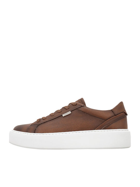 Guy Laroche
