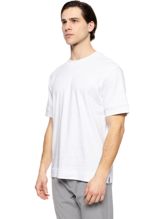 T-shirt White