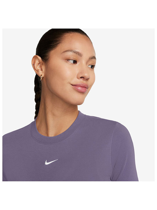 Essential Women's T-shirt Lila