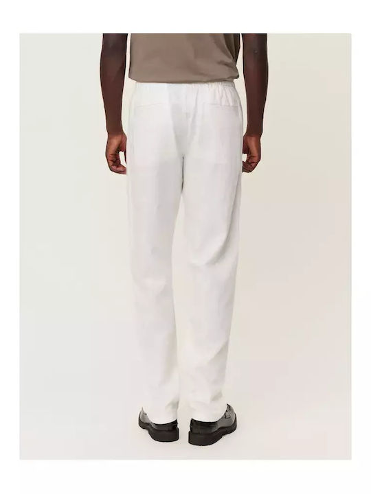Les Deux Patrick Men's Trousers Suit in Loose Fit white