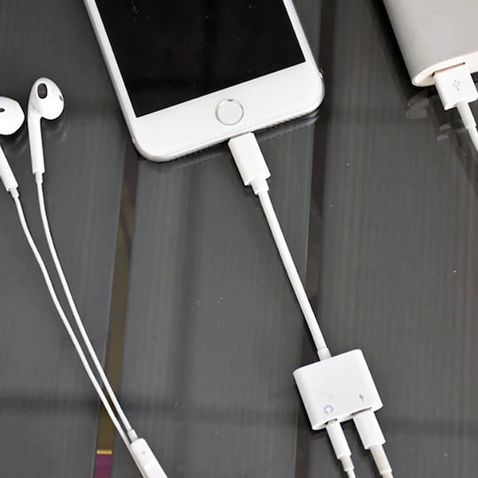 Convertor Retoo Lightning 3.5 Mm Lightning Alb