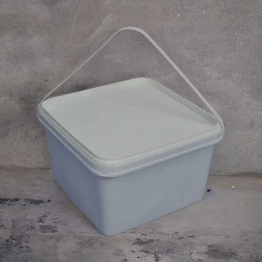 Găleată Din Plastic Cu Capacitatea De 3.3lt Gri