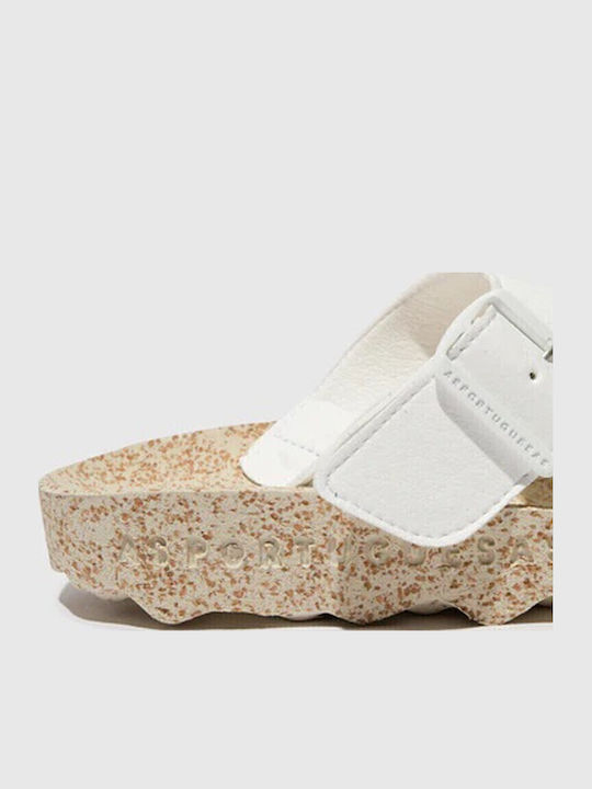Women's Flat Sandals in White Color