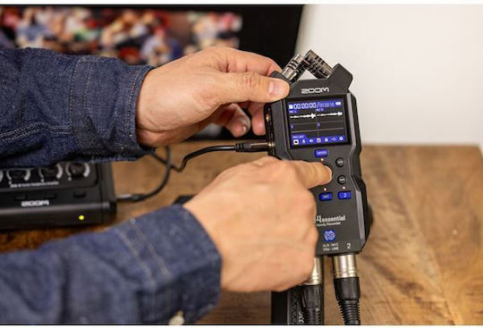 Zoom Digital Portable Recorder Battery/Power for Recording on Memory Card with Recording Duration 10 Hours and Phantom Power