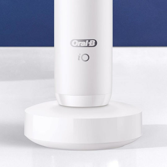 Oral-B Io Series 7 Electric Toothbrush with Pressure Sensor and Travel Case White