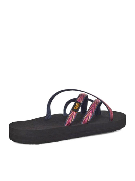 Women's Flat Sandals in Pink Color