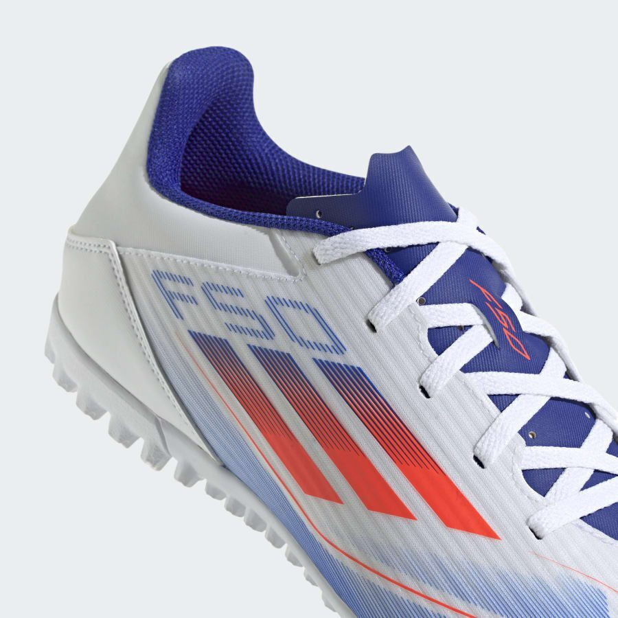 adidas F50 Club IF1348 Pantofi de Fotbal cu talpă cu crampoane