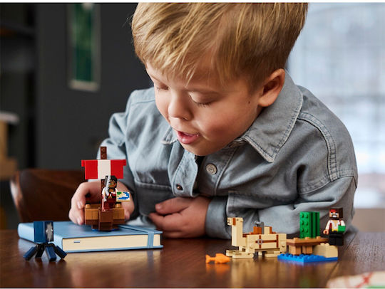 LEGO Minecraft Пиратското Корабно Пътешествие за 8+ Години