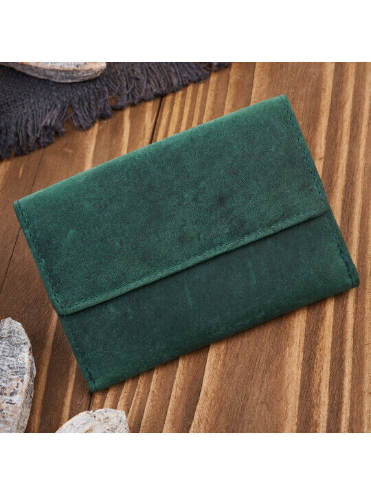 Small Leather Women's Wallet Classic with RFID Green
