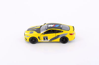 Kinsmart 1:38 Металик Състезателен Bmw M8 Competition Coupe Livery Edition Жълт с Отварящи се Врати Kt5425rb