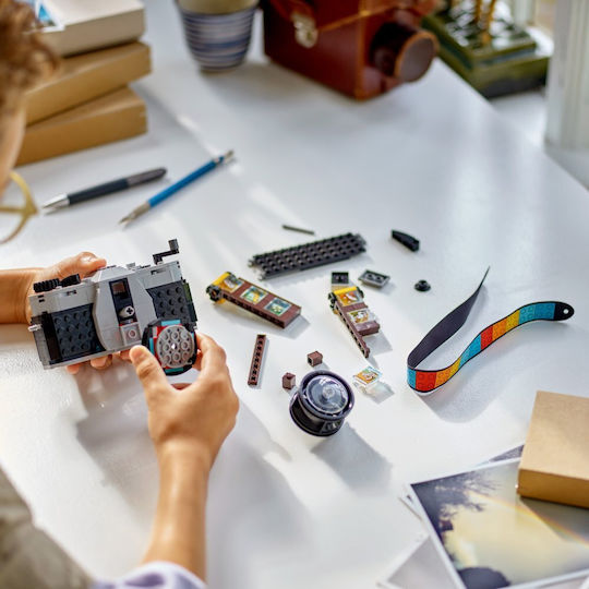 LEGO Creator Retro Camera για 8+ Ετών 261τμχ