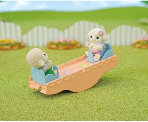 Epoch Toys Rainbow Fun Sylvanian Families για 3+ Ετών (Διάφορα Σχέδια)