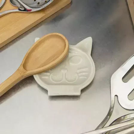Kikkerland Baby Food Plate made of Porcelain