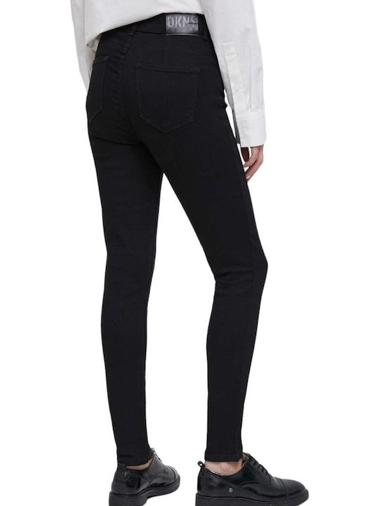 DKNY