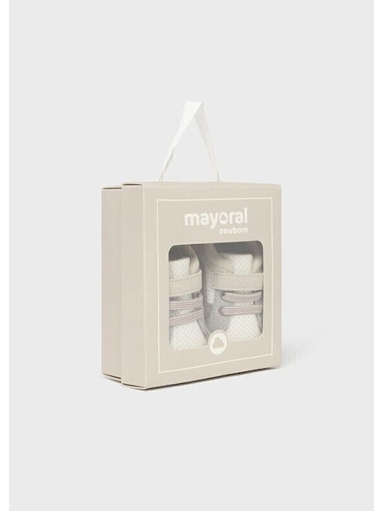 Mayoral Βρεφικά Sneakers Αγκαλιάς