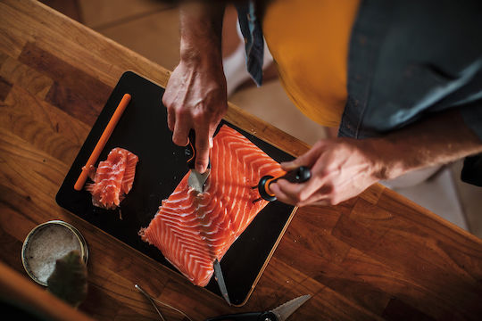 Fiskars Функционален Нож За Риба От Неръждаема Стомана 22см