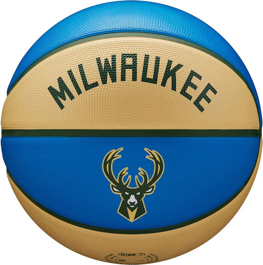 Wilson Team City Edition Milwaukee Bucks Basketball Draußen