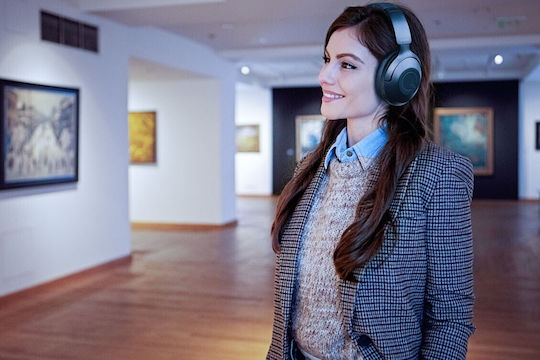 Creative Zen Hybrid Pro Безжични / Жични Over Ear Слушалки с 27 часа Работа Черни