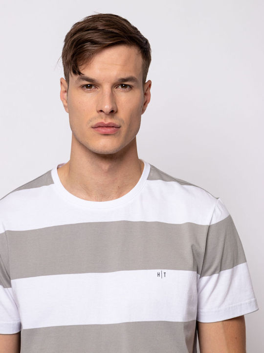 T-shirt White