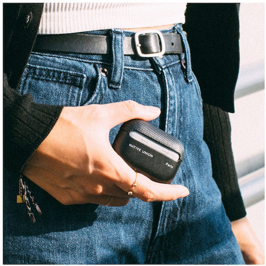 Native Union Re(Classic) Husă în culoarea Negru pentru Apple AirPods Pro 2