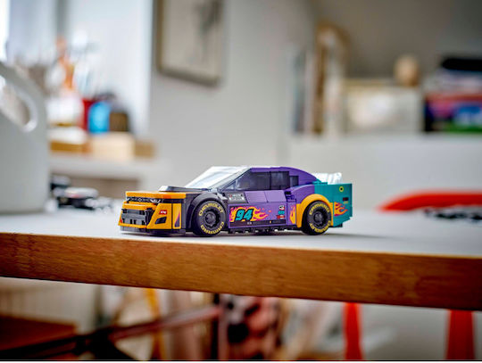 LEGO Speed Champions NASCAR Next Gen Chevrolet Camaro ZL1 Pentru 9+ Ani 328 Bucăți