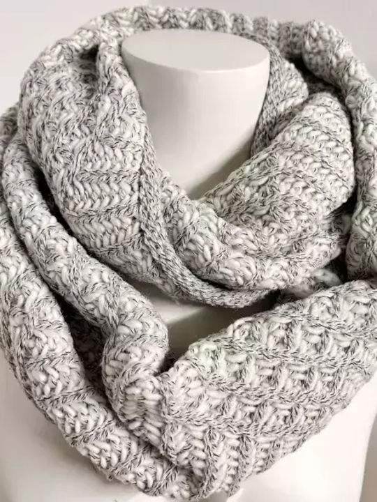 Women's Knitted Neck Warmer White