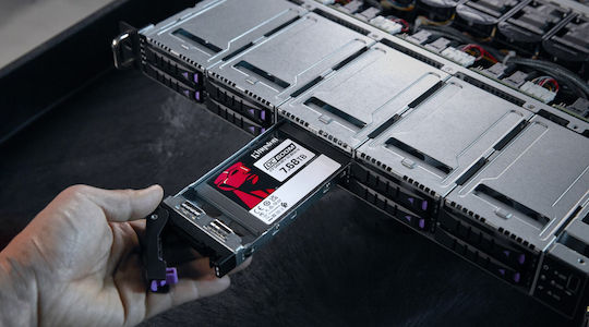 Kingston DC600M SSD 7.7TB 2.5'' Type with SATA III Connection SEDC600M/7680G