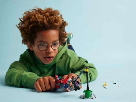 LEGO Spider-Man Motorcycle Chase: Spider-man Vs. Doc Ock за 6+ години години