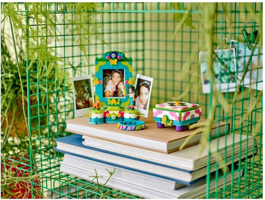 LEGO Disney Mirabel's Photo Frame and Jewelry Box για 6+ Ετών 334τμχ