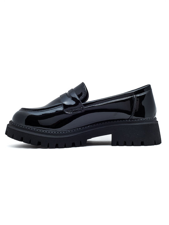 Callesta Patent Leather Women's Moccasins in Black Color