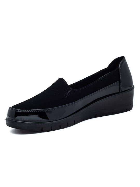 Laura Virgili Patent Leather Women's Moccasins in Black Color