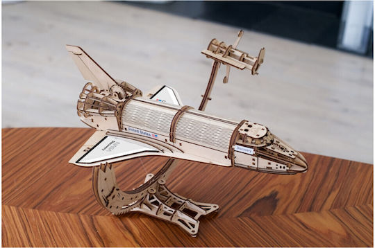Ugears Дървена Конструктивна Игра Космически автобус на Nasa Discovery