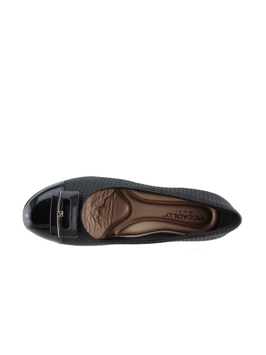 Piccadilly Women's Moccasins in Black Color