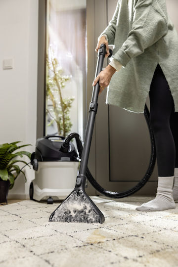 SE 5 Wet-Dry Vacuum 1000W with Plastic Drum 4L + Free Filter Bags