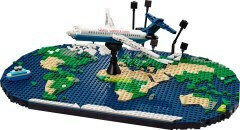 LEGO Icons Travel Moments Pentru Vârsta 14+ Număr Bucăți 1231